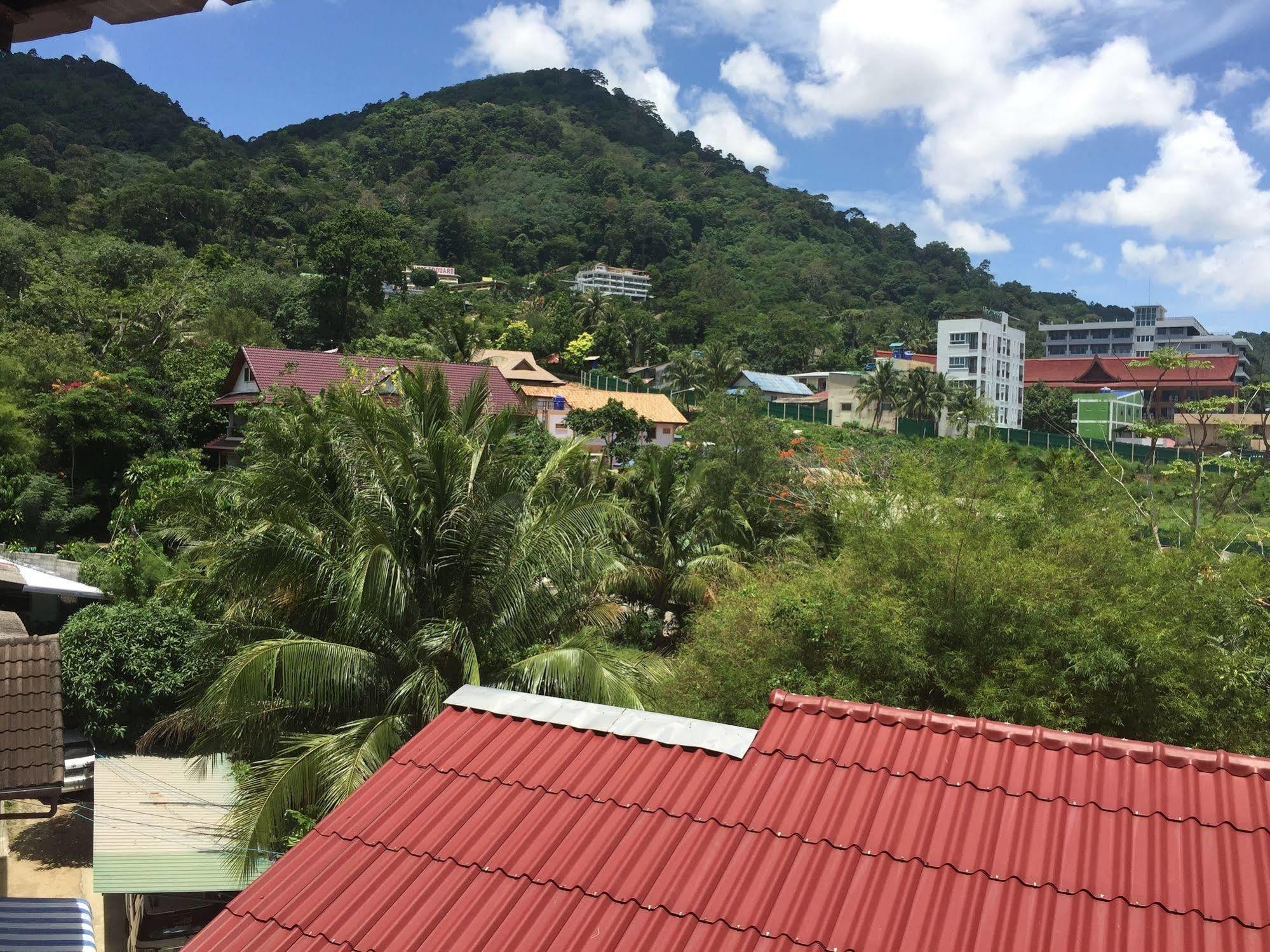 Dreams Guesthouse & Hostel Patong ภายนอก รูปภาพ