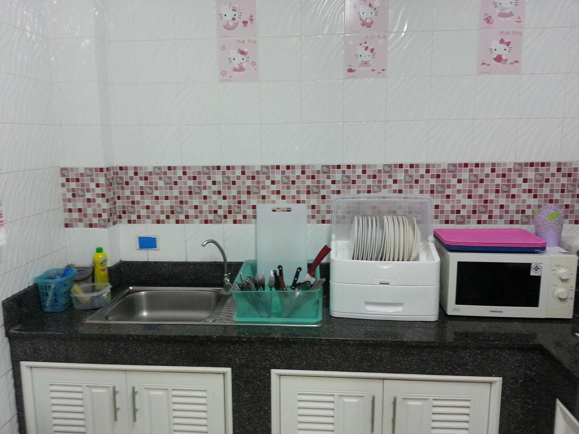 Dreams Guesthouse & Hostel Patong ภายนอก รูปภาพ